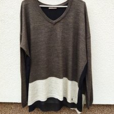 OPEN END - SWETER