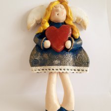 Karolka Smerfetka - anioł prezent, z masy solnej, rękodzieło