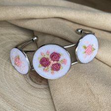 Bransoleta haft różowe kwiaty