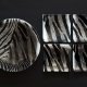 Wygięty szklany kwadratowy talerz ZEBRA 17 x17 cm