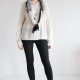 bluzka dzianinowa SWETER VINTAGE CIEKAWY DEKOLT