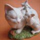 1989 collection alexander Fine Porcelain biskwitowa   Porcelanowa figurka - urocza kocia rodzinka