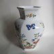 Aynsley Cottage Garden fine English Bone China bogato zdobiona sześciokątna forma -  duży 18 cm wazon- seria kolekcjonerska