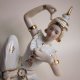 Tajlandzka tancerka z porcelany -efektowna figurka porcelanowa 20 cm wysokości