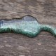Ceramiczny magnes kot czarno-zielony