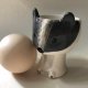 Dowcip design -  użytkowy I dekoracyjny pojemnik na jajko ręcznie malowany  porcelanowa figurka