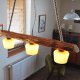 Duża lampa sufitowa ze starej drewnianej belki, wisząca lampa z brązowymi kloszami z lat 60 tych,