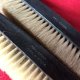 Real ebony - PURE bristles - eleganckie z platerowymi inicjałami - dwieszczotki do ubrań