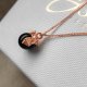 Nietoperz z czarną perłą- naszyjnik różowe złoto 18K