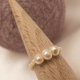 Minimalistyczny elastyczny pierścionek na gumce z perłami naturalnymi