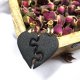 Lekkie czarne wisiorki - serce puzzle
