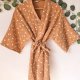 Bawełniany szlafrok o kroju kimona, Krótkie muślinowe kimono w margarytki, Damski szlafrok bawełniany