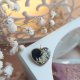 Złota zawieszka serce złoty wisiorek wisior serduszko naszyjnik suszone kwiaty żywica naturalna biżuteria czarne