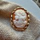 Vintage Cameo Shell Brooch-  Gold Plated ❤ Naturalna muszla ręcznie rzeźbiona ❤ lata 60/70-te XXw. ❤