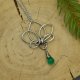 Wisiorek kwiat lotosu zielony onyks, wire wrapping, stal chirurgiczna