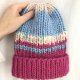 Wełniana czapka handmade kolorowe ozdobne włóczki niebieska różowa