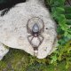 Miedziany wisiorek pająk kamień księżycowy #346