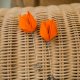 Artystyczne pomarańczowe kolczyki TULIPANY do trampek na lato