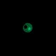 Zielony okrągły wisiorek świecący w ciemności i UV handmade 2,5 cm