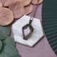 Miedziany wisiorek wire wrapping z agatem Montana #413