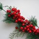 Gałązka świąteczna sosna, czerwone jagody 54 cm