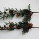 Gałązka świąteczna, szyszki, czerwone jagody 50 cm, 2 szt.