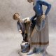 LLADRO seria Zaphir #575 "Dzieci przy fontannie" Bardzo duża