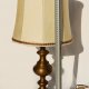 Mosiężna lampa stołowa, mosiądz, pergaminowy abażur, antyk, Szwajcaria