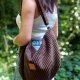Sztruksowa torba hobo Brązowa