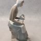CASADES Porcelanowa Figurka Dziewczynka z gęsią na kolanach Porcelanas S.A Made in Spain