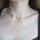 Beżowy choker z ptakiem