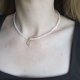 Beżowy choker z ptakiem