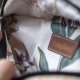 Duża beżowa nerka damska z klapą patchwork