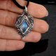 Wisiorek srebrny z kamieniem księżycowym romb wire wrapping