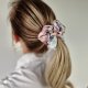 Gumka jedwabna, scrunchie, frotka wiosenne kwiaty MAXI