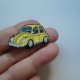 PIN PRZYPINKA BROSZKA SAMOCHÓD GARBUS