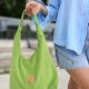 Welurowa torba Hobo Bonita Zielone Jabłuszko