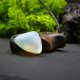 Wisiorek  - Kwarc opalitowy i orzech – biżuteria z duszą ziemi, pirografia, handmade, prezent Unique Jewelry Design; Luxury Wooden