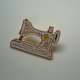 PIN PRZYPINKA BROSZKA MASZYNA DO SZYCIA