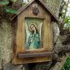 Drewniana kapliczka - Anioł grający na piszczałce