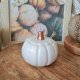 Świeca dynia z gipsu biała jesień