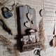 Rustykalny wieszak z domkami no 4