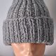 Jeszcze nie mróz, a już zimno? CZAPKA beanie handmade - SZARA, wykonana na DRUTACH