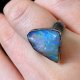 SUROWY OPAL