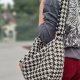 Torba worek z puchatej tkaniny w pepitkę Beżowa