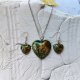 Komplet biżuterii z żywicy - kolczyki i wisiorek w kolorze zielonym - ZIELONA DUSZA