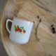 Kubek porcelanowy w truskawki, Czechoslovakia, II połowa XX w.