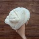 Kremowa czapa czapka
