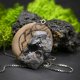 Obsydian śnieżny - Wisiorek z drzewa owocowego, amulet zamknięty w kawałku drewna, Wood Pendant, Wooden Jewelry, biżuteria z drewna
