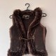 Brązowa futrzana kamizelka Capsize, wełna jagnięca, rozmiar S, ciepły model zimowy